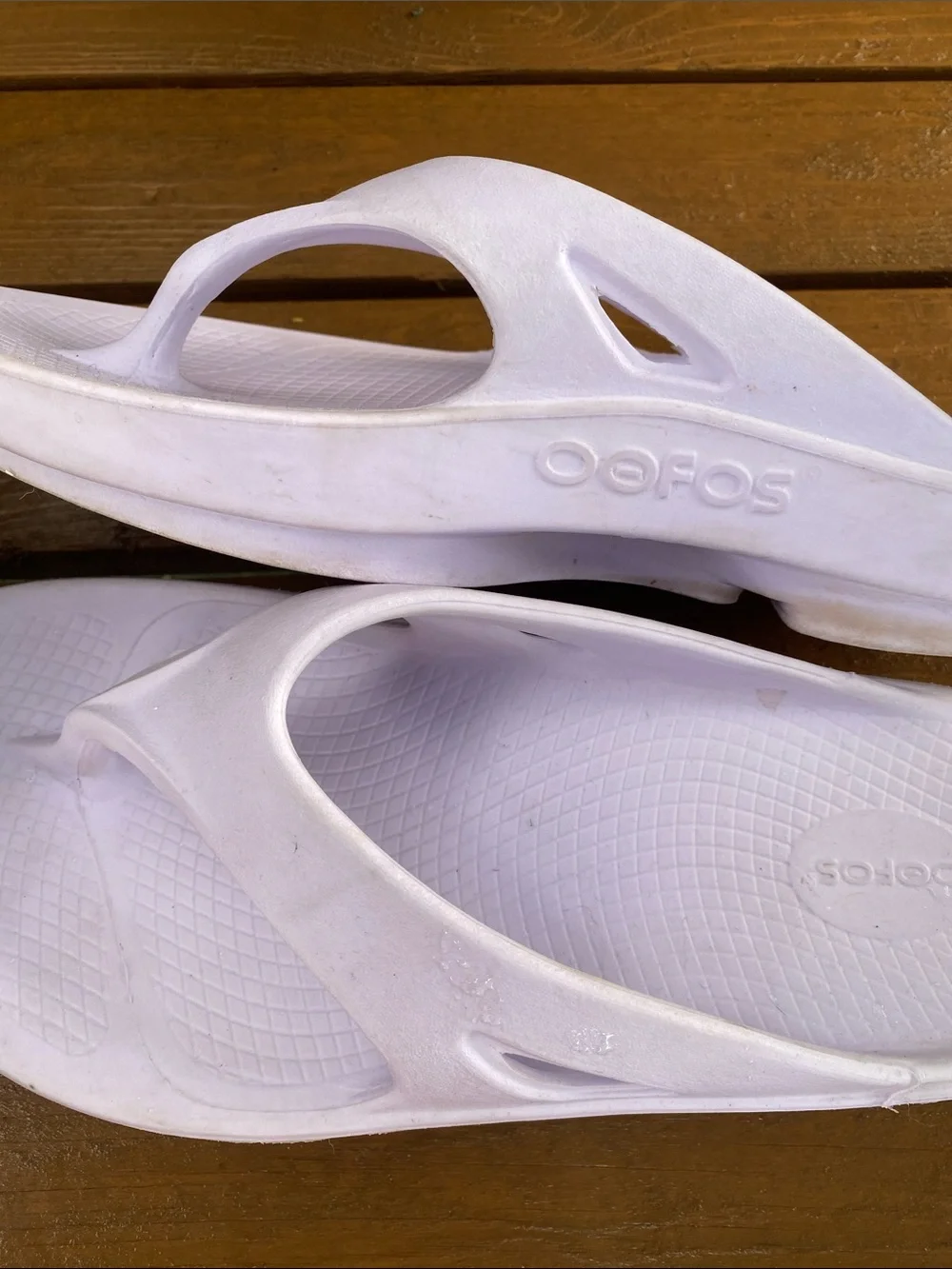 OOFOS light purple